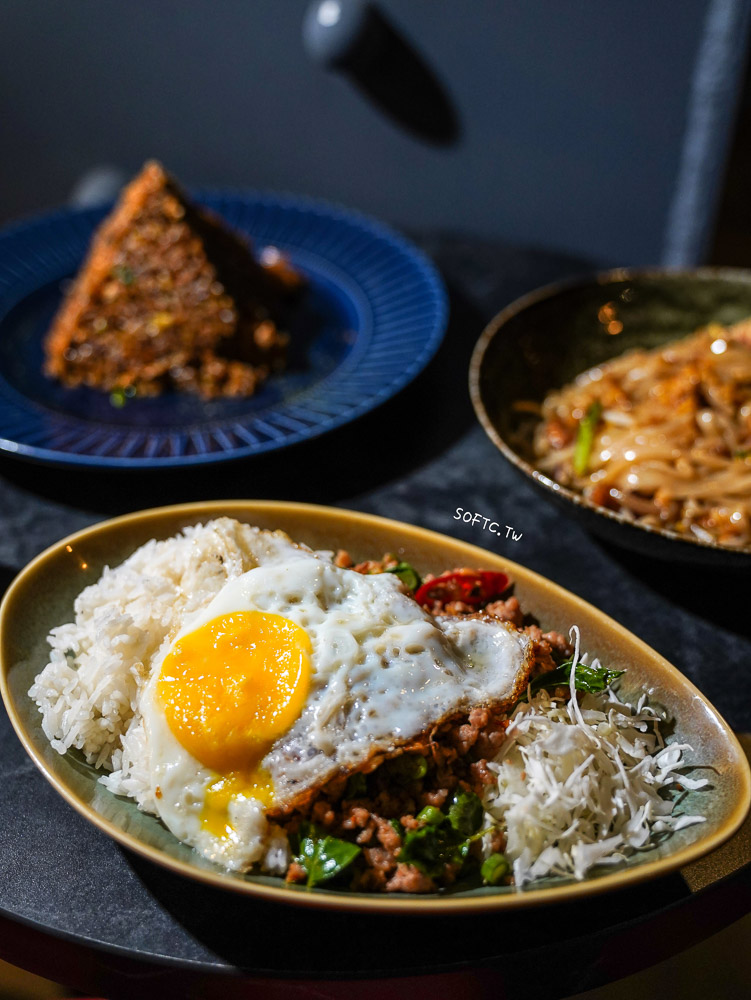 西門酒吧推薦 HELP Bar & Cafe